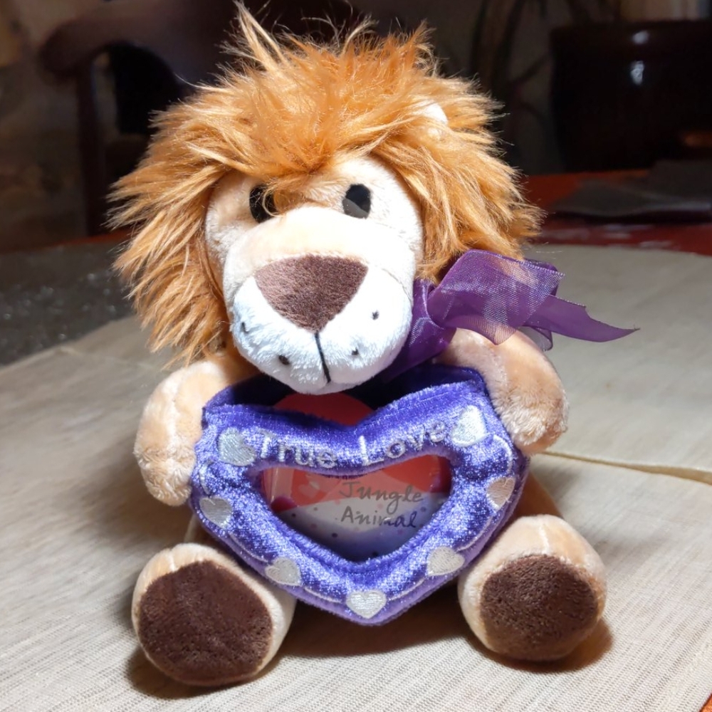 Lion "true love" photo frame plush toy